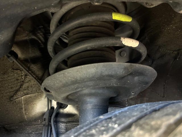 TOYOTA PRIUS 2017 Image 31