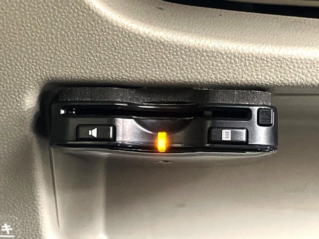 DAIHATSU TANTO 2014 Image 31