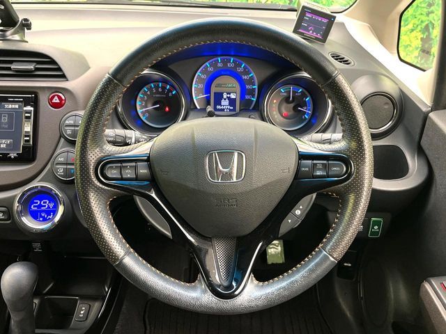 HONDA FIT SHUTTLE HYBRID 2012 Image 31