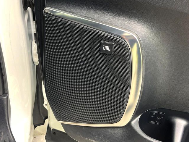 TOYOTA ALPHARD HYBRID 4WD 2019 Image 31