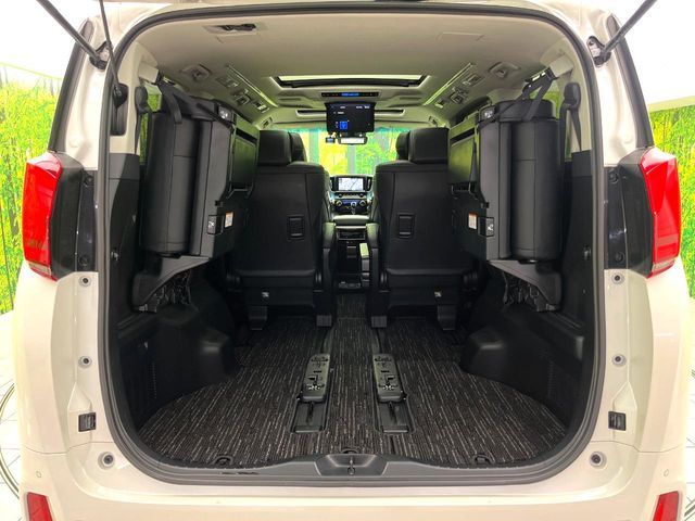 TOYOTA ALPHARD HYBRID 4WD 2019 Image 31