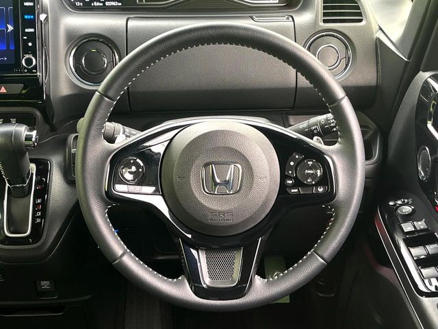 HONDA N BOX CUSTOM 2022 Image 31