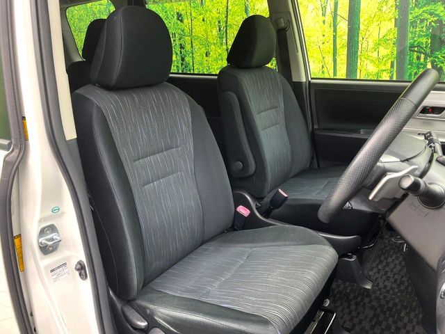 TOYOTA NOAH 2013 Image 31