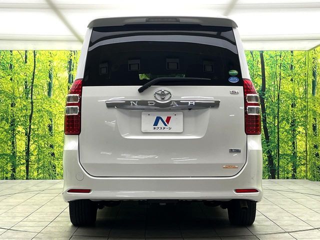 TOYOTA NOAH 2013 Image 31