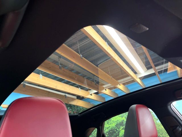 TOYOTA LEXUS NX300H 2019 Image 31