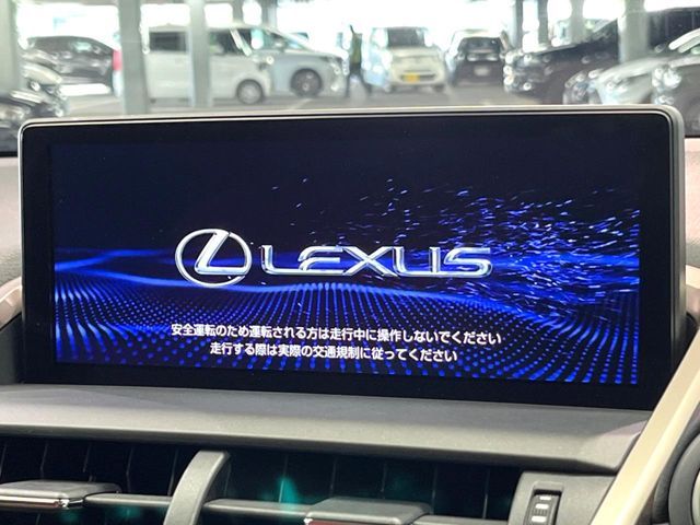 TOYOTA LEXUS NX300H 2019 Image 31