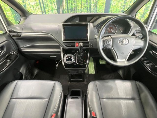 TOYOTA ESQUIRE 2018 Image 31