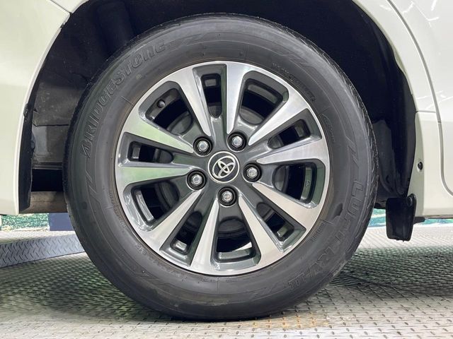 TOYOTA ESQUIRE 2018 Image 31