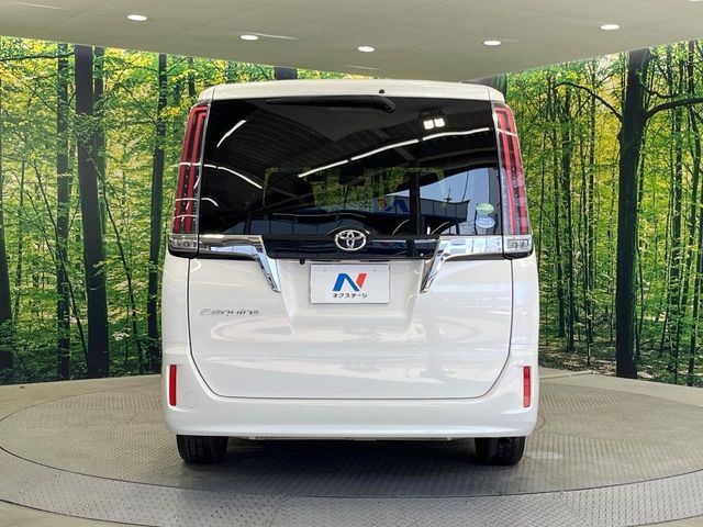 TOYOTA ESQUIRE 2018 Image 31