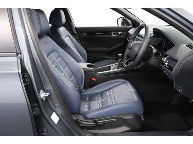 MITSUOKA M55 2024 Image 31