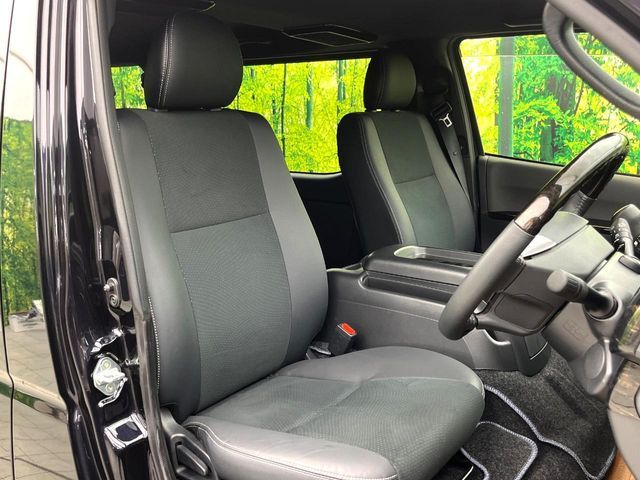 TOYOTA HIACE VAN 2WD 2023 Image 31