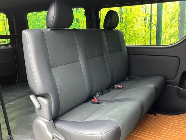 TOYOTA HIACE VAN 2WD 2023 Image 31