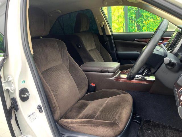 TOYOTA CROWN SEDAN HYBRID 2015 Image 31