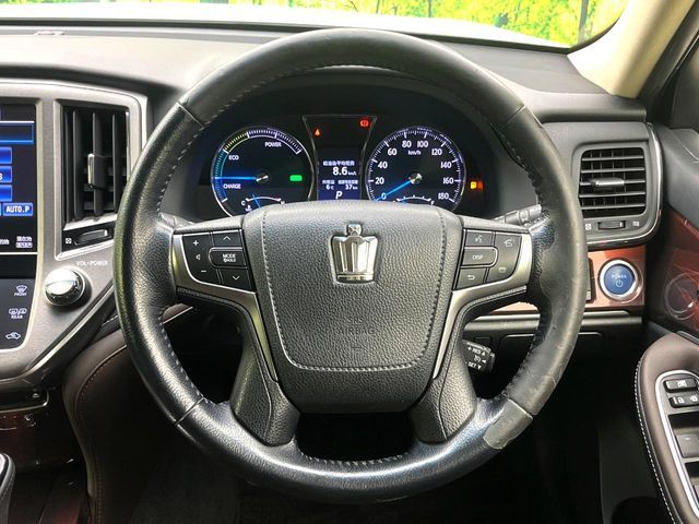 TOYOTA CROWN SEDAN HYBRID 2015 Image 31