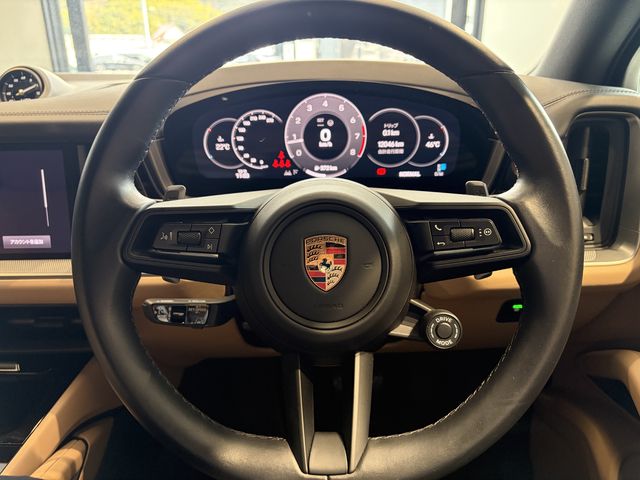 PORSCHE CAYENNE COUP 2024 Image 31