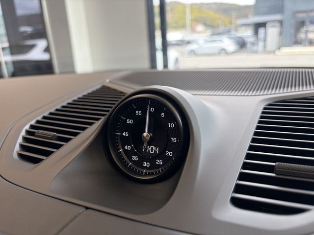 PORSCHE CAYENNE COUP 2024 Image 31