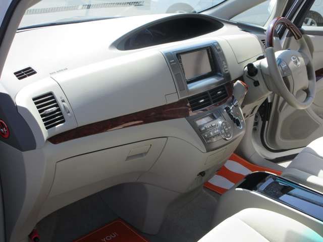 TOYOTA ESTIMA 2010 Image 31