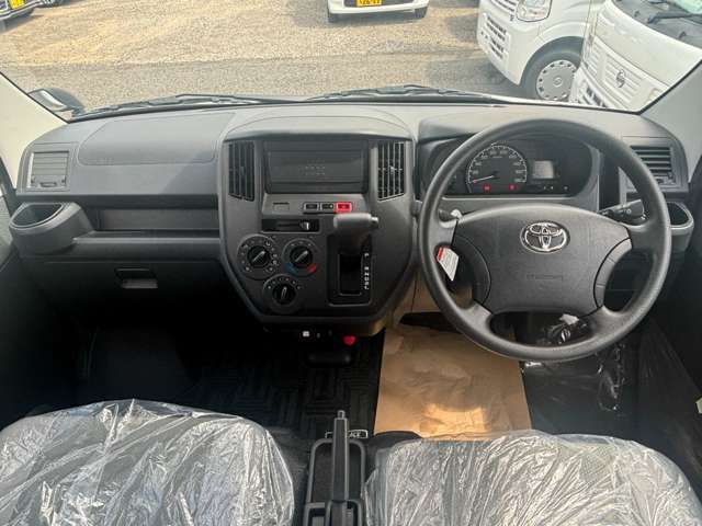 TOYOTA TOWNACE VAN 2WD 2025 Image 31