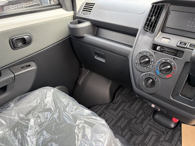 TOYOTA TOWNACE VAN 2WD 2025 Image 31