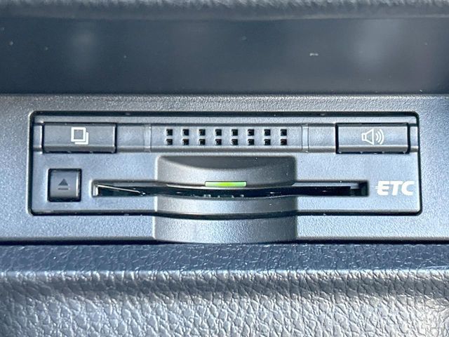 TOYOTA ESQUIRE HYBRID 2014 Image 31