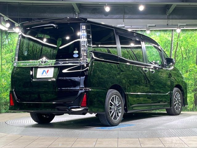 TOYOTA VOXY 2015 Image 31