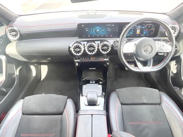 MERCEDES BENZ CLA SH 2021 Image 31