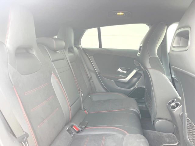MERCEDES BENZ CLA SH 2021 Image 31