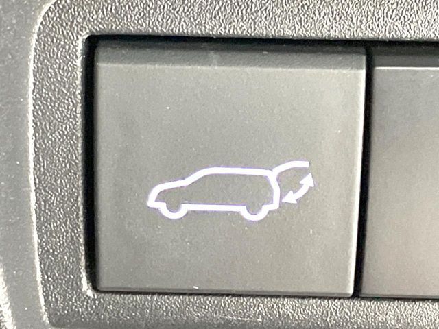 TOYOTA YARIS CROSS HYBRID 2021 Image 31