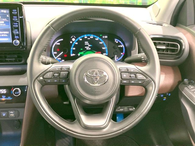 TOYOTA YARIS CROSS HYBRID 2021 Image 31
