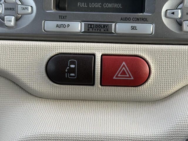 TOYOTA PORTE 4WD 2013 Image 31