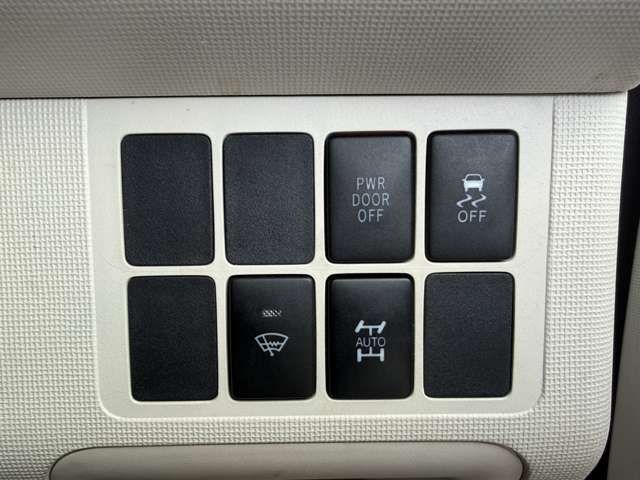 TOYOTA PORTE 4WD 2013 Image 31