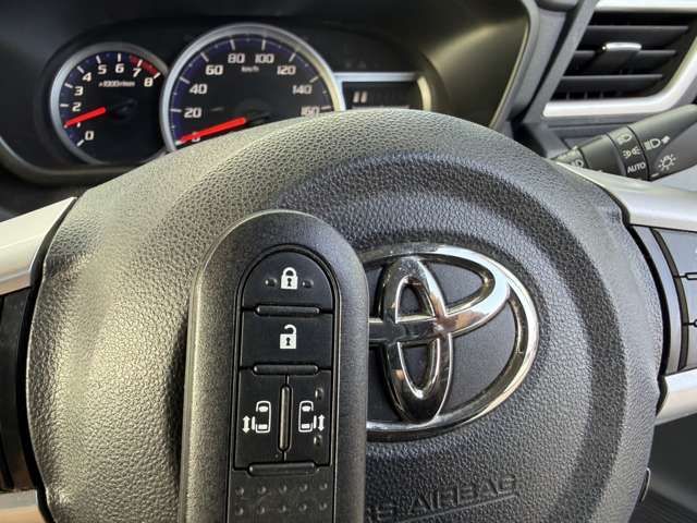 TOYOTA TANK 4WD 2018 Image 31