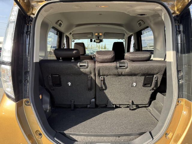 TOYOTA TANK 4WD 2018 Image 31