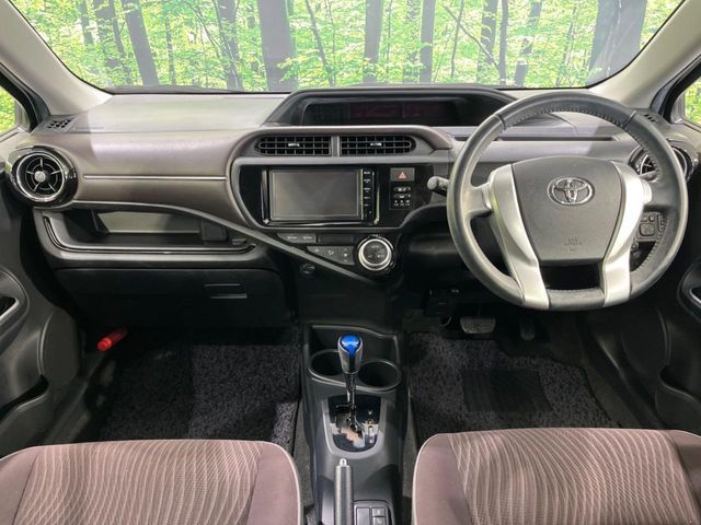 TOYOTA AQUA 2015 Image 31