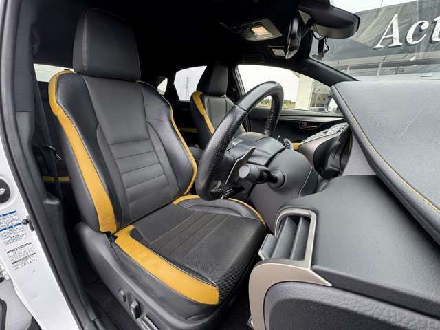 TOYOTA LEXUS NX300H AWD 2019 Image 31