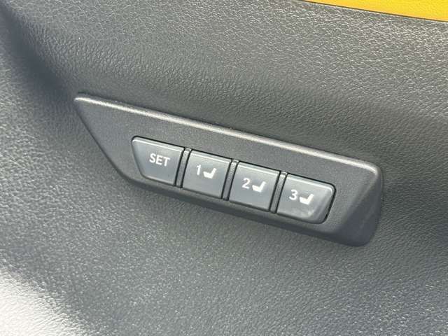 TOYOTA LEXUS NX300H AWD 2019 Image 31