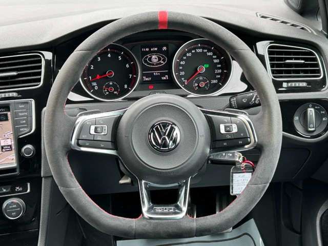 VOLKSWAGEN GOLF GTI 2016 Image 31