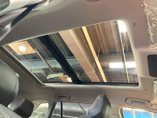 TOYOTA RAV4 HYBRID 4WD 2026 Image 31