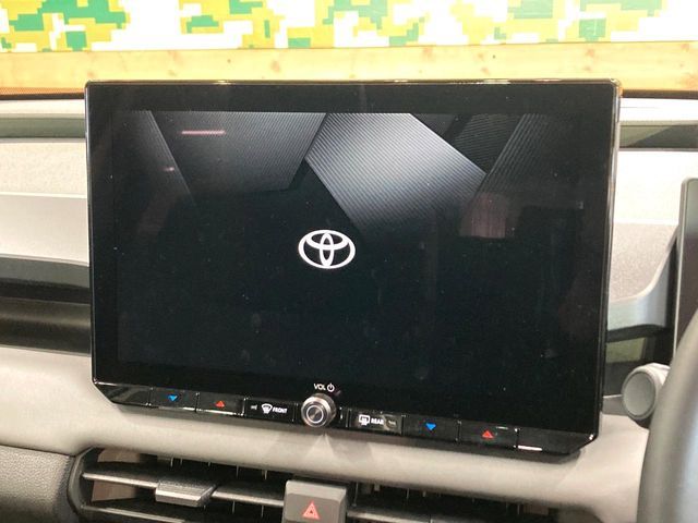 TOYOTA RAV4 HYBRID 4WD 2026 Image 31