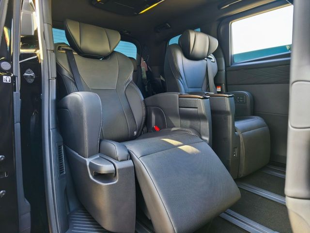 TOYOTA ALPHARD HYBRID 2023 Image 31