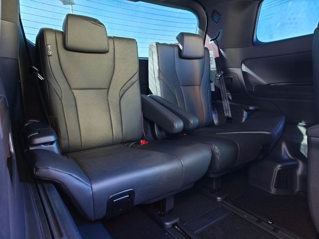 TOYOTA ALPHARD HYBRID 2023 Image 31