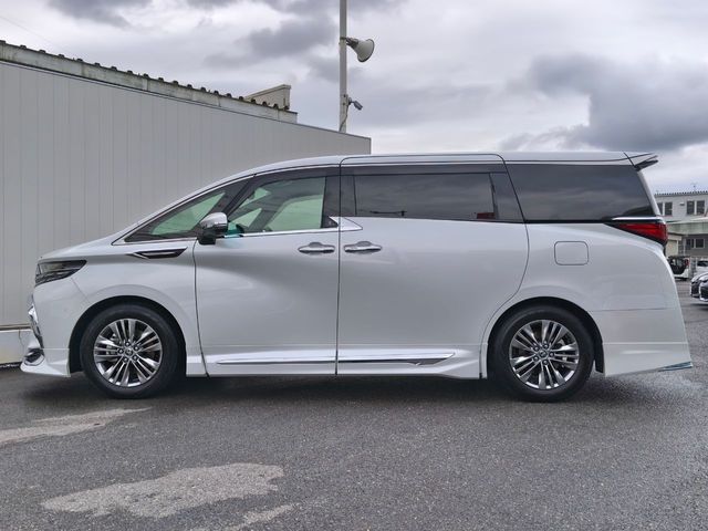 TOYOTA ALPHARD HYBRID 2023 Image 31