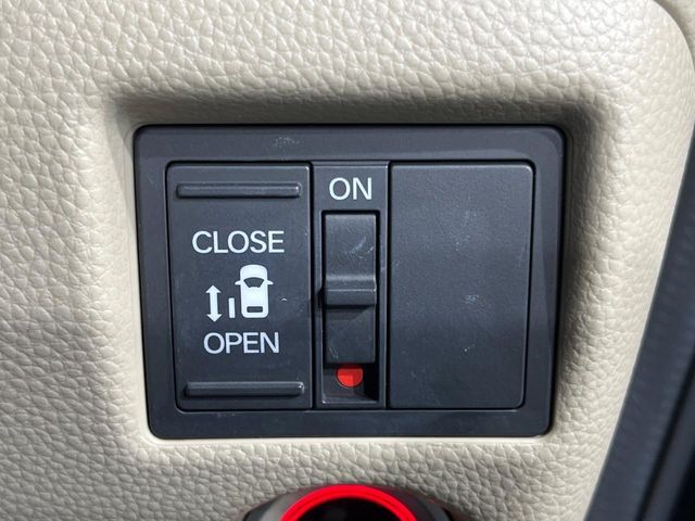 HONDA N BOX 2020 Image 31