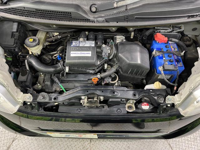 HONDA N BOX 2016 Image 31