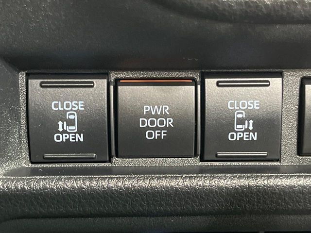 TOYOTA SIENTA HYBRID 2023 Image 31