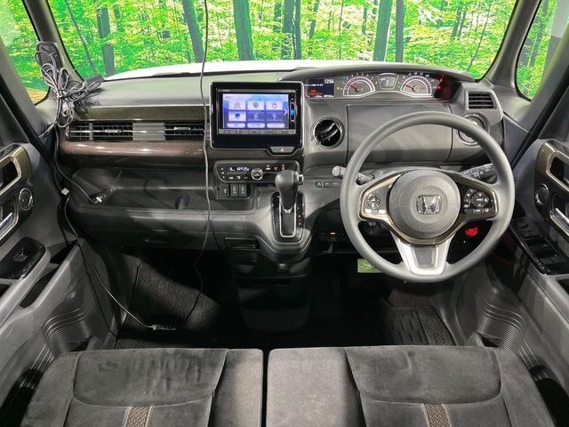 HONDA N BOX CUSTOM 2017 Image 31