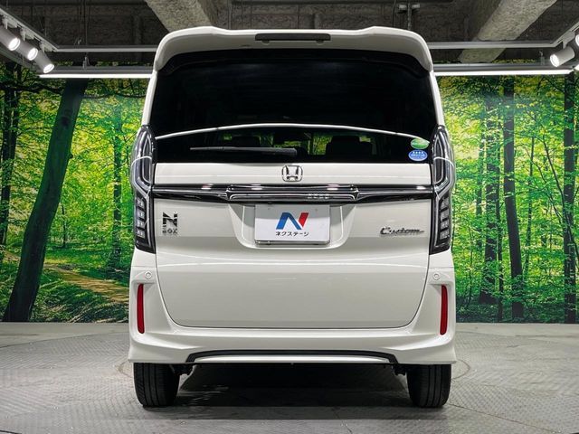 HONDA N BOX CUSTOM 2017 Image 31