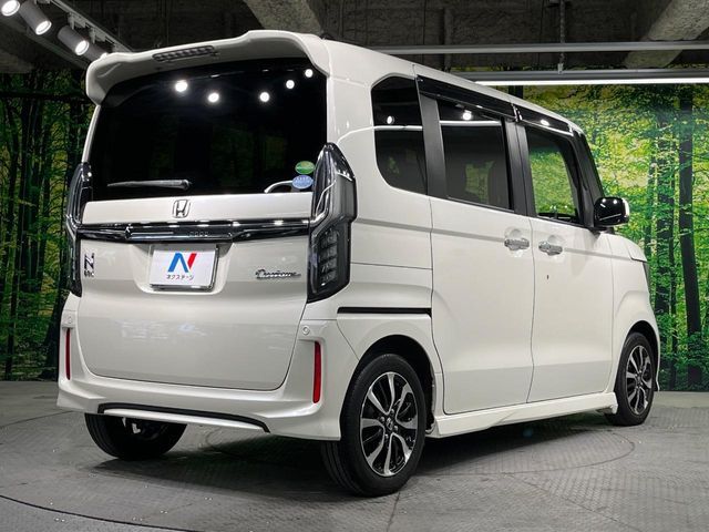 HONDA N BOX CUSTOM 2017 Image 31