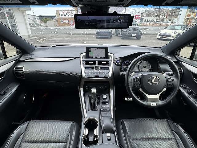 TOYOTA LEXUS NX300H AWD 2014 Image 31