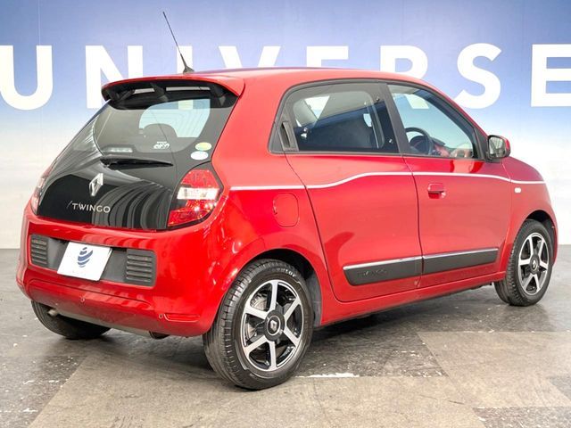 RENAULT TWINGO 2017 Image 31